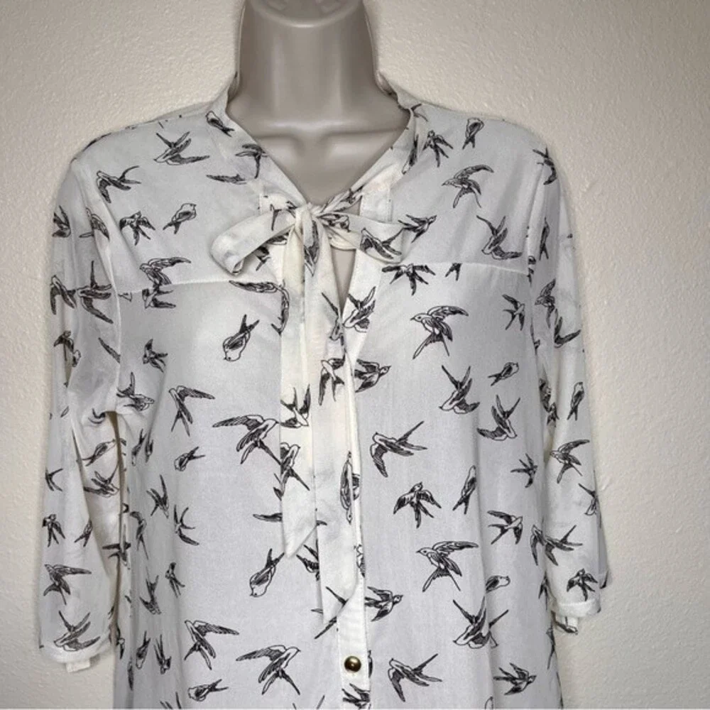 Siren Lily Bird Print Tie Neck Button Front Semi Sheer Cream Top Women Medium - Picture 3 of 13